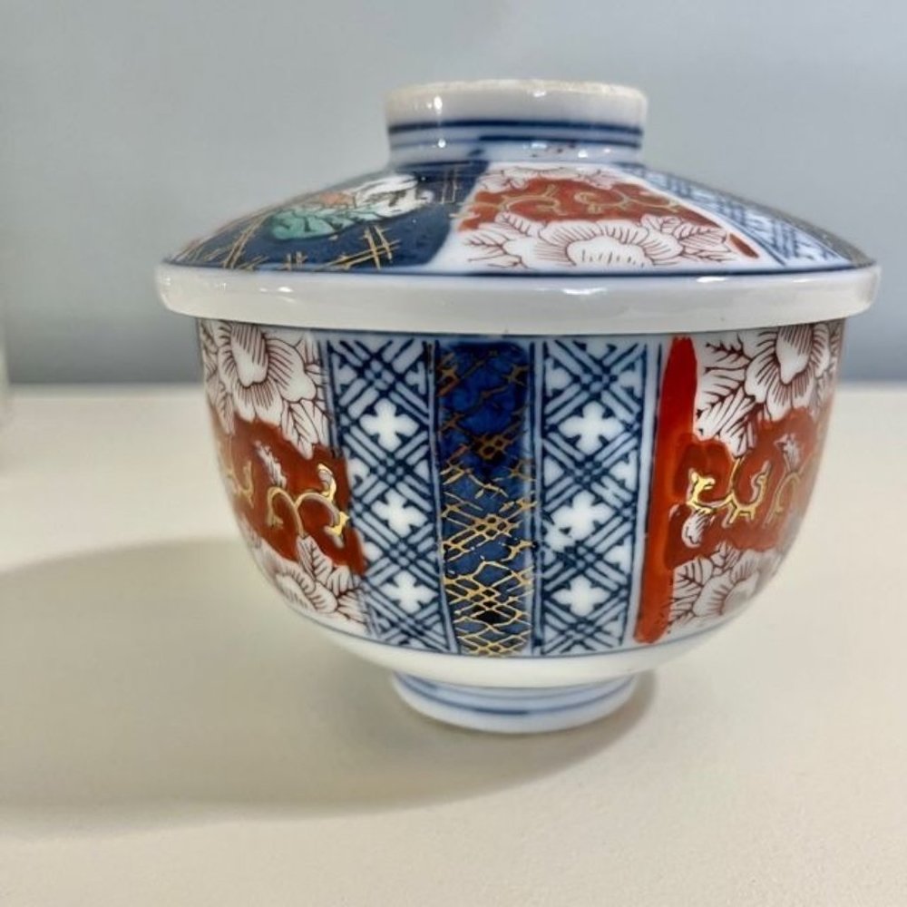 Japanese Vintage Imari Lidded Rice Bowl ISCO Japan Red Blue White